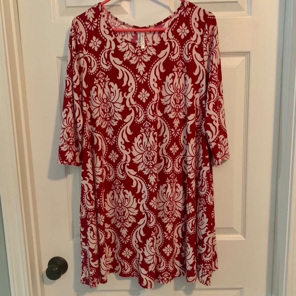 42 Pops Dress